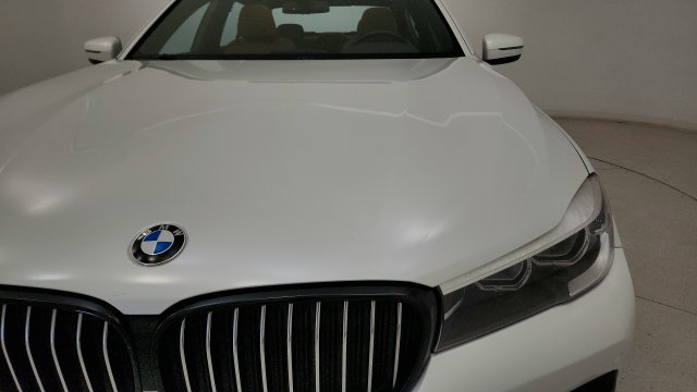 Used 2019 BMW 740i w/ M Sport Package RWD image 23