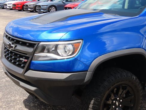 Used 2019 Chevrolet Colorado ZR2 w/ ZR2 Dusk Special Edition image 3