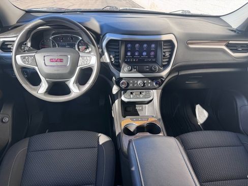 Used 2023 GMC Acadia SLE w/ Driver Convenience Package image 32