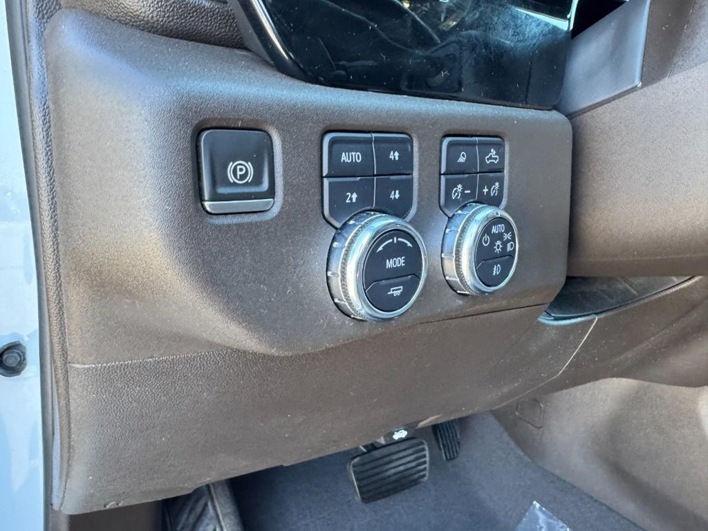 Used 2023 GMC Sierra 1500 SLT w/ SLT Premium Package AWD/4WD image 15