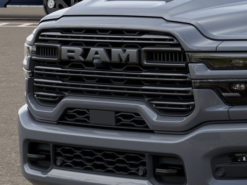 New 2026 RAM 2500 Laramie AWD/4WD image 11