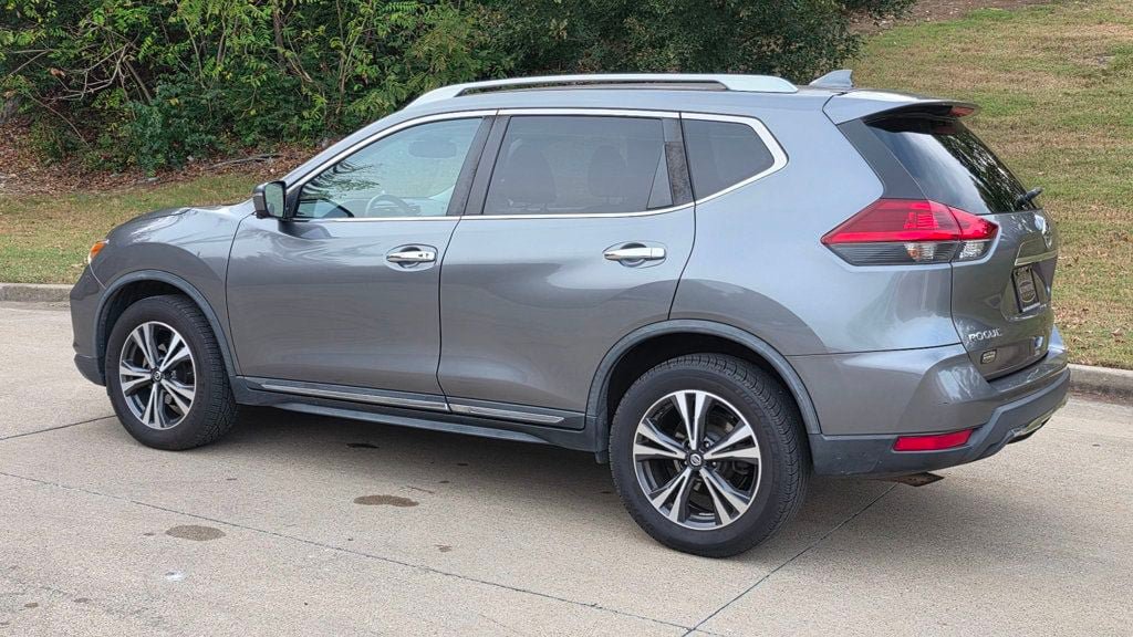 Used 2018 Nissan Rogue SL AWD/4WD image 7