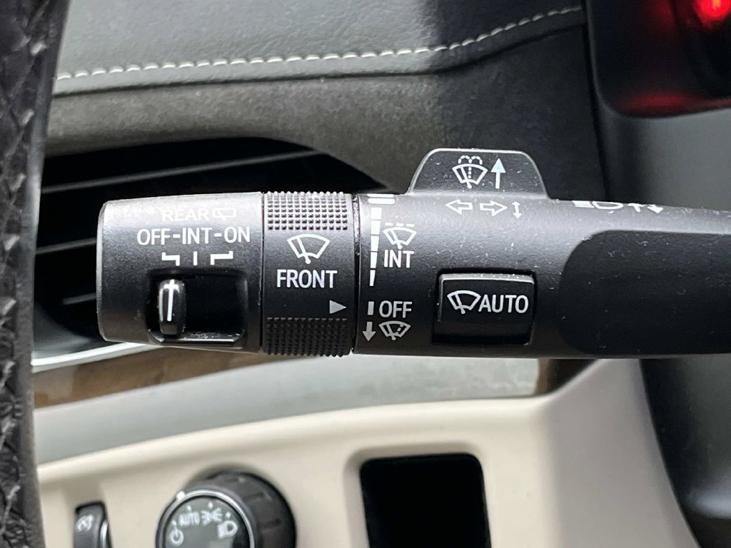 Used 2019 Cadillac Escalade Luxury RWD image 47