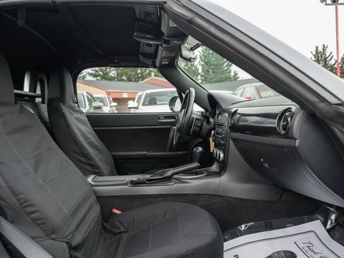 Used 2013 MAZDA MX-5 Miata Sport image 13