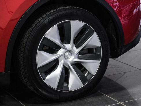 Used 2021 Tesla Model Y Long Range AWD/4WD image 51