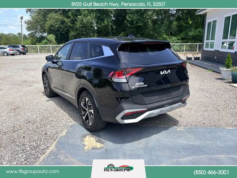 Used 2023 Kia Sportage EX FWD image 3