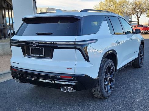 New 2026 Chevrolet Traverse RS w/ LPO, Floor Liner Package image 3