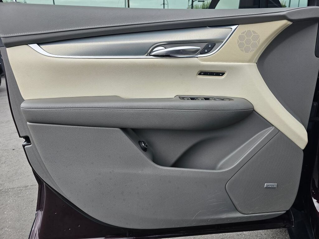 Used 2018 Cadillac XT5 Premium Luxury AWD/4WD image 21
