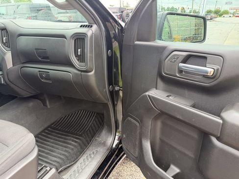 Used 2024 Chevrolet Silverado 1500 Custom AWD/4WD image 16