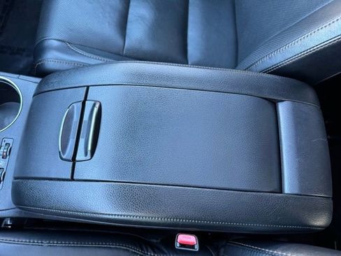 Used 2019 Toyota Highlander Limited image 21