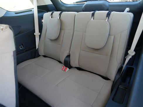 Used 2022 Ford Explorer 4WD image 17