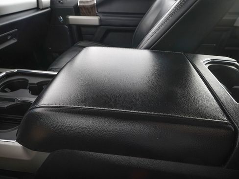 Used 2019 Ford F250 Lariat w/ Lariat Value Package AWD/4WD image 22
