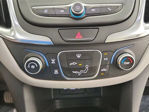 Used 2019 Chevrolet Equinox LS w/ LPO, Blackout Package FWD image 26