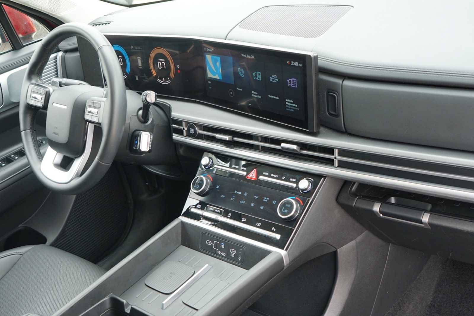 Used 2026 Hyundai Santa Fe SEL FWD image 24