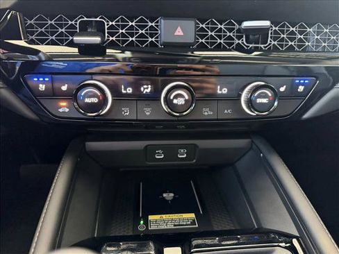 Used 2024 Honda Accord Touring image 19