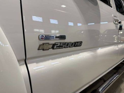 Used 2007 Chevrolet Silverado 2500 LT w/ Heavy-Duty Power Package image 15