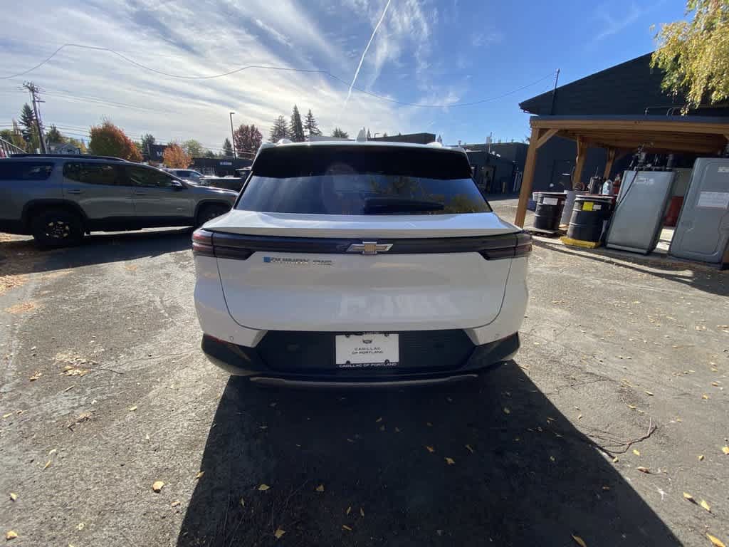 Used 2024 Chevrolet Equinox EV LT AWD/4WD image 5
