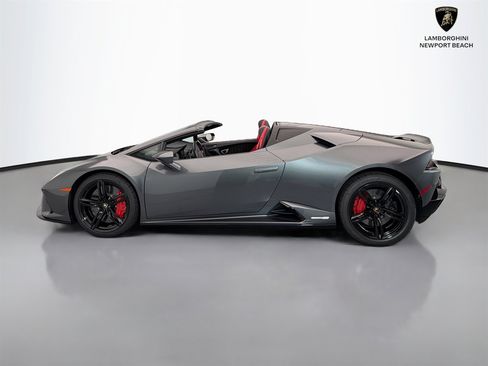 Used 2023 Lamborghini Huracan EVO RWD image 4