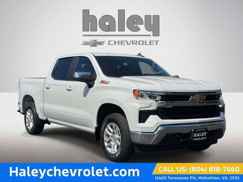 Used 2022 Chevrolet Silverado 1500 LT w/ Z71 Off-Road Package AWD/4WD image 1