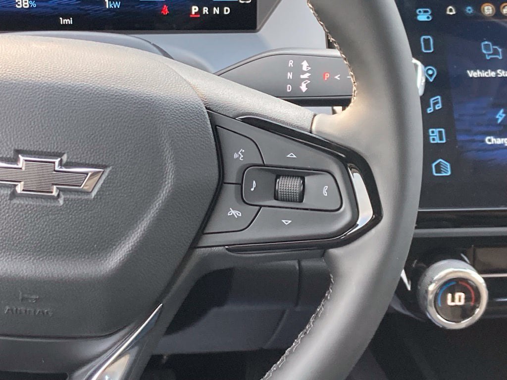 New 2027 Chevrolet Bolt LT w/ Comfort Package FWD image 6
