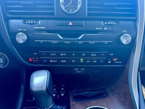 Used 2021 Lexus RX 350L FWD w/ Premium Package image 22