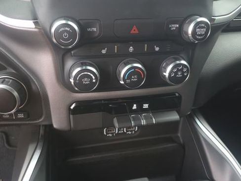 Used 2024 RAM 1500 Big Horn AWD/4WD image 21