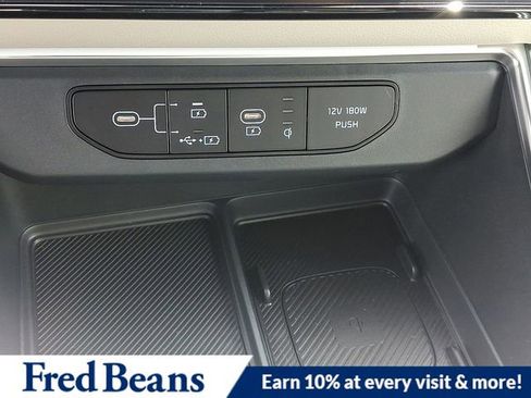 New 2026 Kia Carnival EX image 15