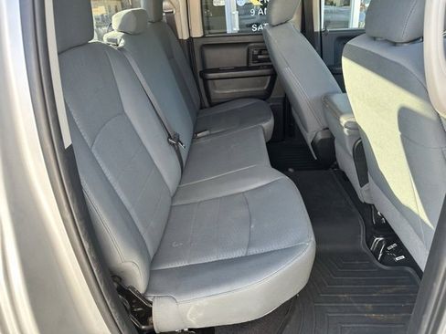 Used 2017 RAM 1500 Express image 18