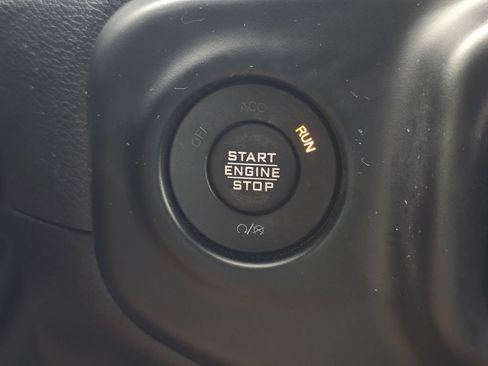 Used 2023 Jeep Wrangler Unlimited Sport AWD/4WD image 21