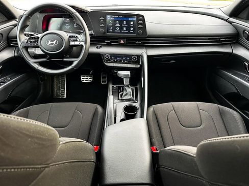 Used 2025 Hyundai Elantra Sport w/ Cargo Package image 28