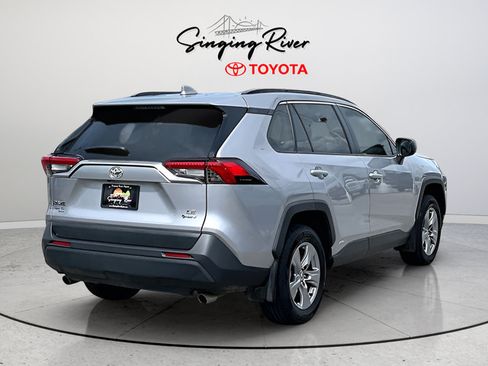 Used 2025 Toyota RAV4 LE AWD/4WD image 6