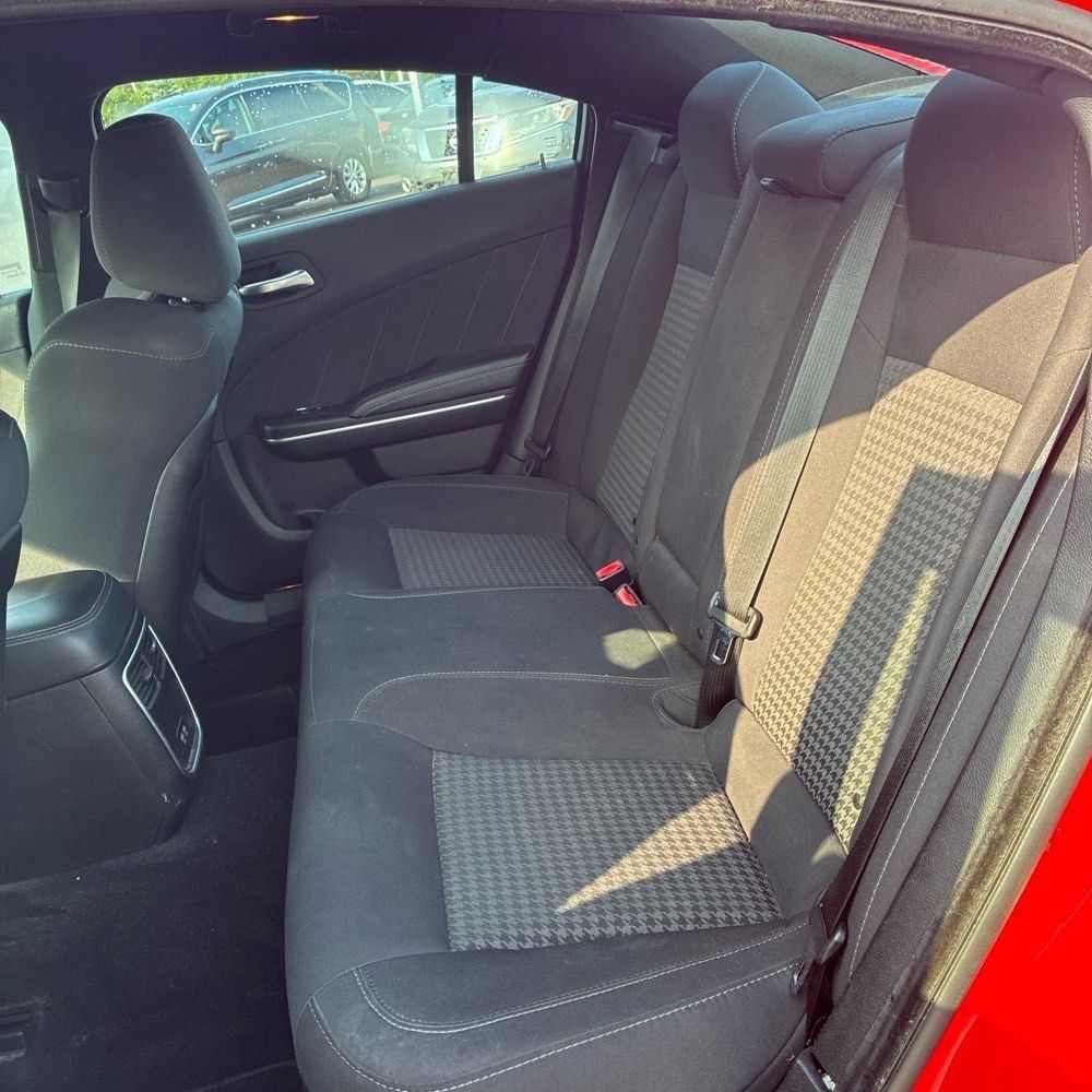 Used 2019 Dodge Charger GT RWD image 12