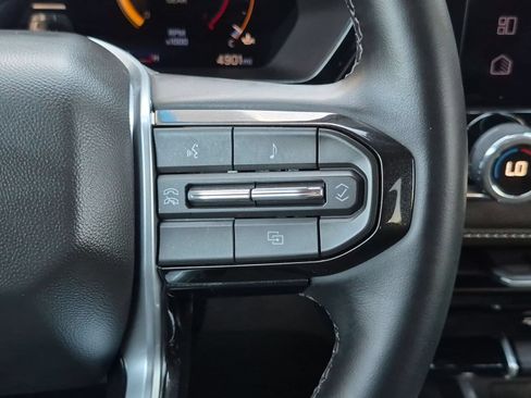 Used 2026 Chevrolet Colorado LT RWD image 14