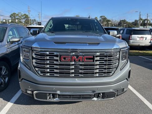 Used 2023 GMC Sierra 1500 Denali image 2