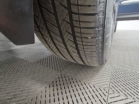 Used 2025 Acura MDX w/ Technology Package image 49