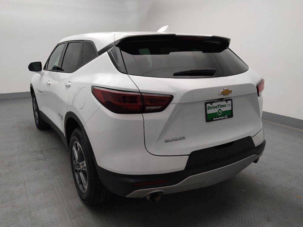 Used 2025 Chevrolet Blazer LT FWD image 6