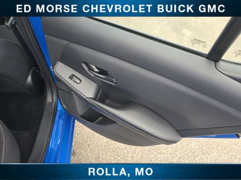 Used 2024 Nissan Sentra SV w/ Lighting Package FWD image 18