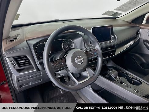 Certified 2023 Nissan Rogue SV image 9