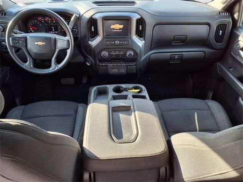 Used 2022 Chevrolet Silverado 1500 Custom image 8