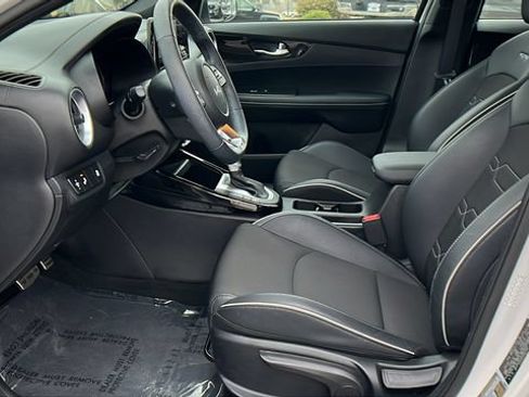 Used 2023 Kia Forte GT-Line w/ GT-Line Technology Package FWD image 19