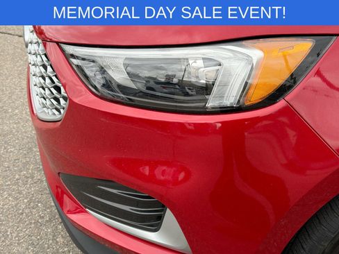 Used 2024 Ford Edge SEL AWD/4WD image 14