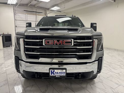 New 2026 GMC Sierra 2500 SLE w/ SLE Value Package; AWD/4WD image 32