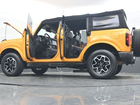 Used 2022 Ford Bronco Outer Banks image 47