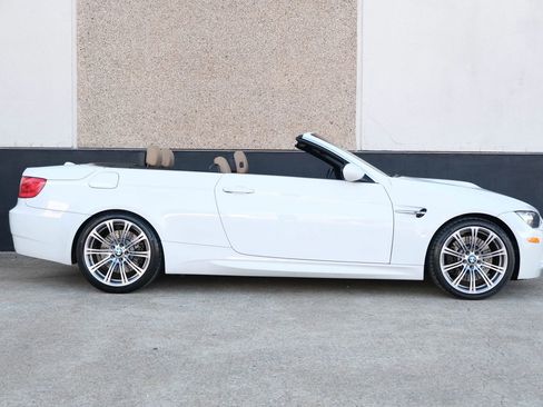 Used 2013 BMW M3 Convertible RWD image 11