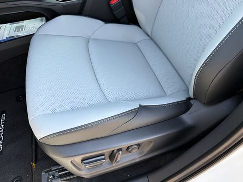 New 2026 Subaru Uncharted AWD image 19
