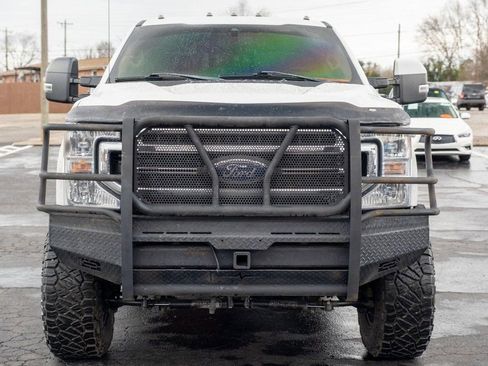 Used 2020 Ford F350 Lariat w/ Lariat Value Package image 2