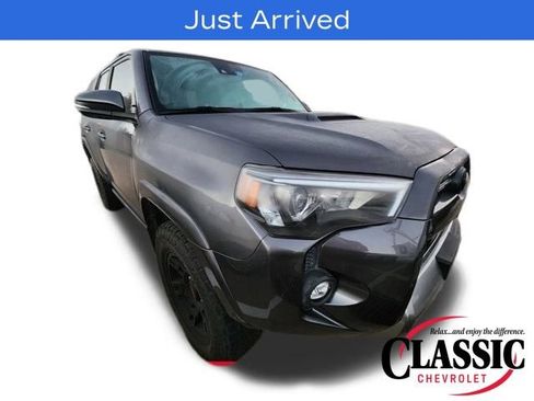 Used 2022 Toyota 4Runner TRD Off-Road Premium image 1