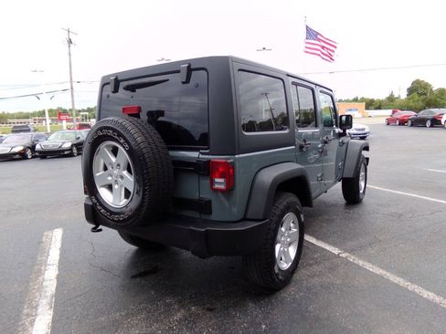 Used 2015 Jeep Wrangler Unlimited Sport w/ Quick Order Package 24S AWD/4WD image 5