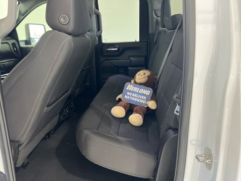 Used 2024 Chevrolet Silverado 2500 Custom w/ Custom Value Package image 21