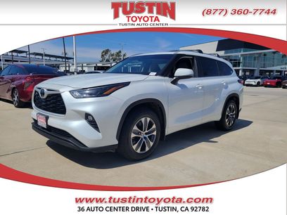 Used 2023 Toyota Highlander XLE